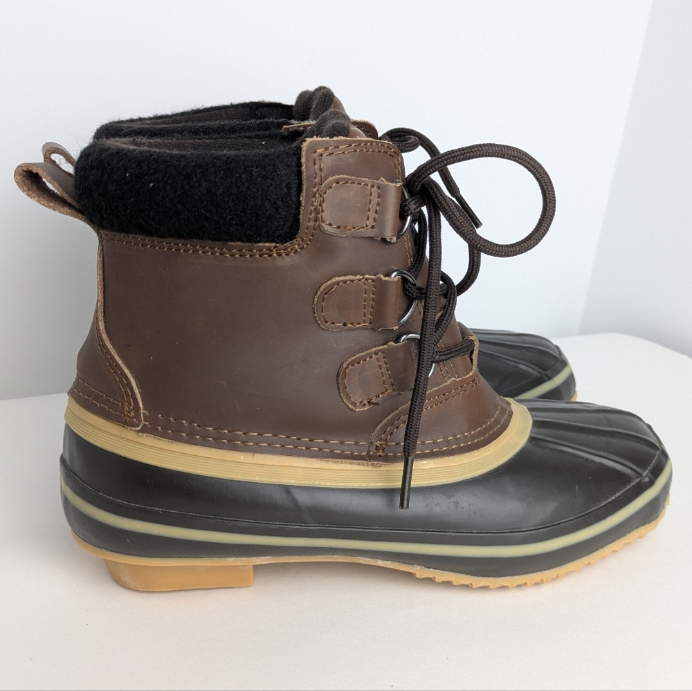 Natural Reflections Brown and Black Insulated Snow Boots Womens 7